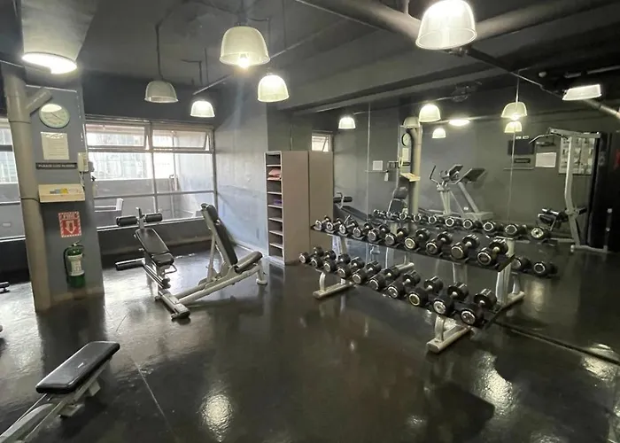 A Venue Residences 80n *